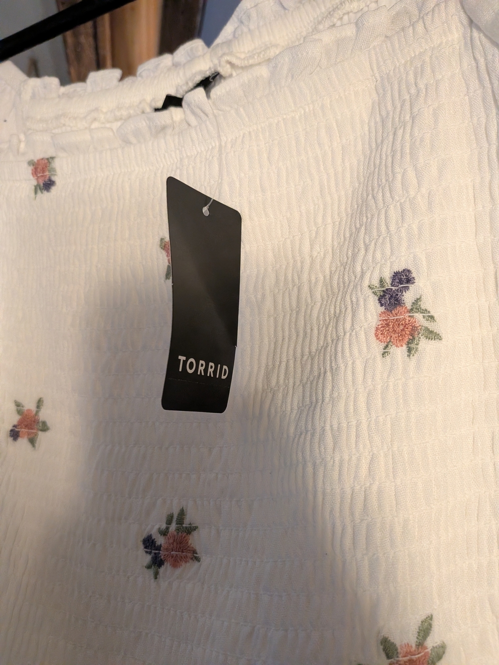 NWT Torrid Peasant Blouse with Floral Embroidery S 12 - Picture 3 of 8